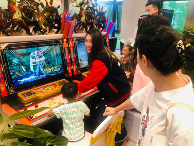 1594888502760859.jpg 金輝·優(yōu)步學(xué)府美好集市活動(dòng)現(xiàn)場