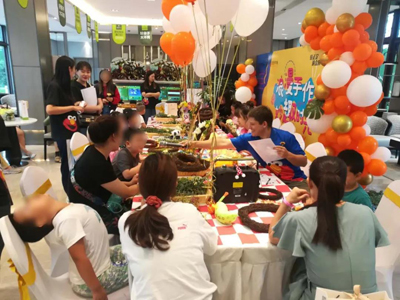 1594888965400426.jpg 金輝·優(yōu)步學(xué)府美好集市活動(dòng)現(xiàn)場